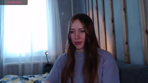 Snapshot of _marianne_ chatting on 24, 1, 2025 online show from 24, 1, 2025