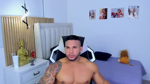 Snapshot of _matthew_santos_ chatting on 9, 4, 2026 _matthew_santos_ online show from 9, 4, 2026