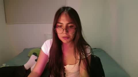 Snapshot of _maxxx1_ chatting on 10, 4, 2026 max and abby online show from 10, 4, 2026