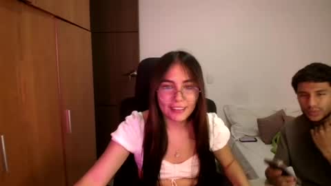 Snapshot of _maxxx1_ chatting on 19, 6, 2026 max and abby online show from 19, 6, 2026
