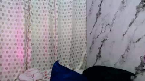 Snapshot of _mellyxxx chatting on 23, 6, 2026 Melly online show from 23, 6, 2026