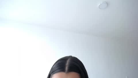  MIa blue 18  online show from 9, 4, 2026