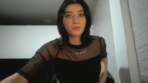 Mia-foster online show from 16, 12, 2025