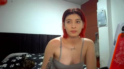 Mia-foster online show from 25, 6, 2026