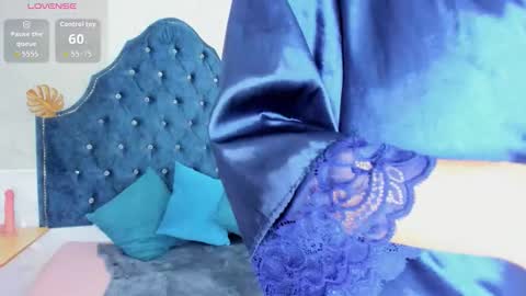 _mia_milf_ online show from 23, 3, 2026