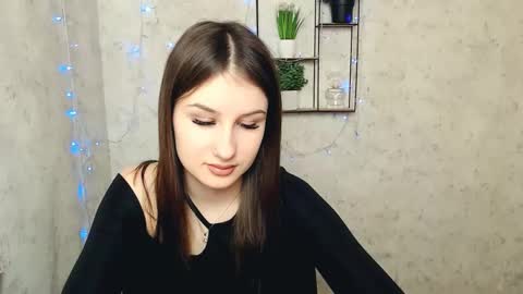 Mia online show from 27, 2, 2025