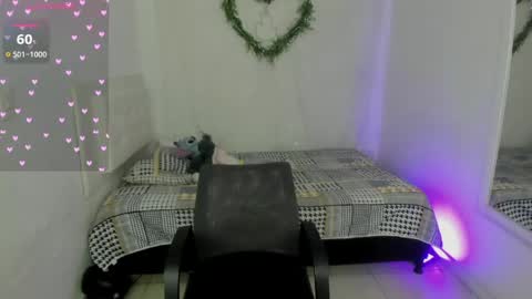 Mia online show from 6, 6, 2026