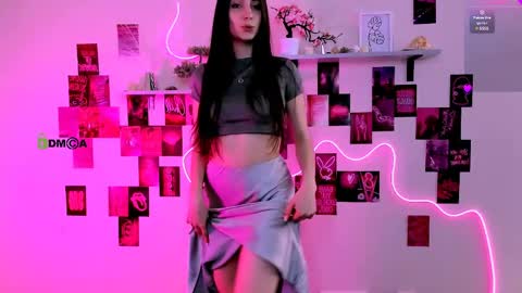 Snapshot of _mila_fire chatting on 7, 5, 2026 your Mila online show from 7, 5, 2026