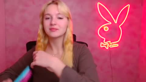 Melanie online show from 24, 10, 2025