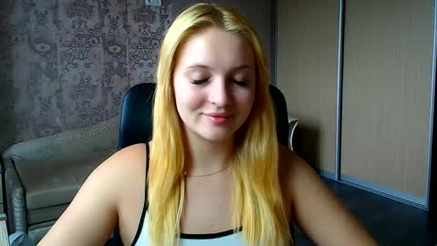 Snapshot of _mila_la_ chatting on 9, 6, 2026 Melanie online show from 9, 6, 2026