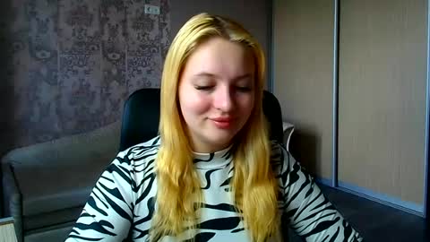 Snapshot of _mila_la_ chatting on 20, 6, 2026 Melanie online show from 20, 6, 2026