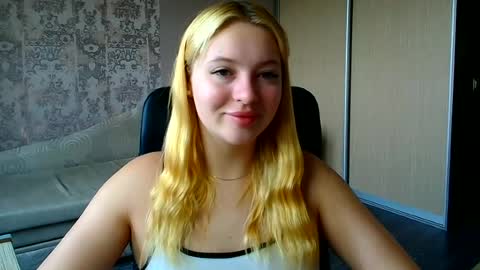 Snapshot of _mila_la_ chatting on 29, 6, 2026 Melanie online show from 29, 6, 2026