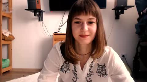 Snapshot of _minnie_boo_ chatting on 8, 3, 2026 Boo online show from 8, 3, 2026