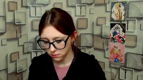 Snapshot of _miraterri_ chatting on 22, 11, 2025 Mira online show from 22, 11, 2025