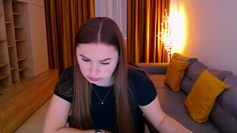 Mia online show from 19, 3, 2026