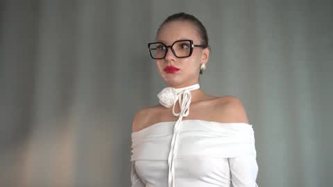 Snapshot of _msmarvel chatting on 9, 1, 2025 _msmarvel online show from 9, 1, 2025