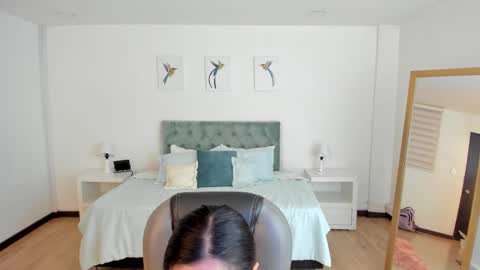 Natalie online show from 2, 10, 2025