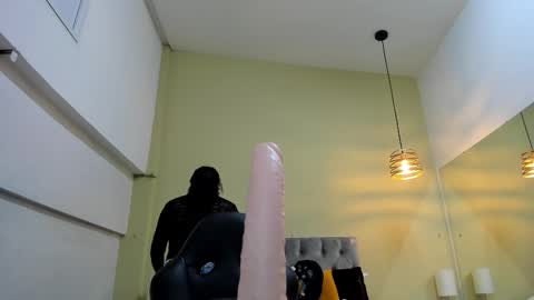 Natalie online show from 30, 11, 2025