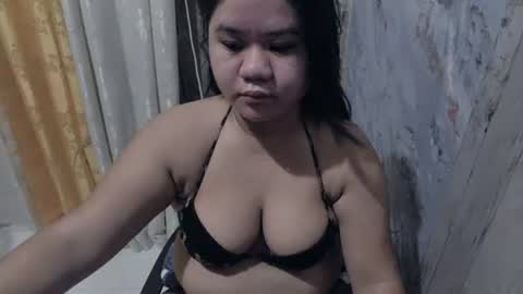 Snapshot of _natalieey chatting on 28, 10, 2025 nics online show from 28, 10, 2025