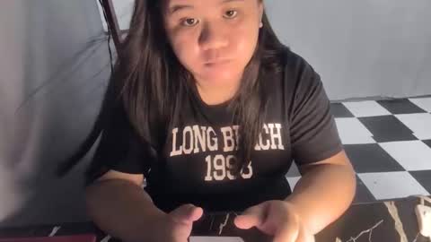 Snapshot of _natalieey chatting on 17, 12, 2025 nics online show from 17, 12, 2025