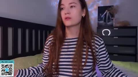Snapshot of _nemalkovamia chatting on 14, 10, 2025 Mia with a big heart  online show from 14, 10, 2025