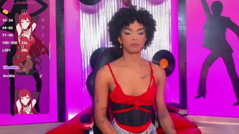 Snapshot of _nickyminach chatting on 25, 4, 2026 Nicky Please help me with your thumbs up its importan online show from 25, 4, 2026