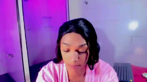 Snapshot of _nickyminach chatting on 28, 4, 2026 Nicky Please help me with your thumbs up its importan online show from 28, 4, 2026