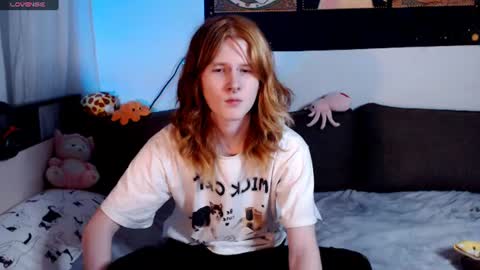 Snapshot of _nicole_meow_ chatting on 18, 7, 2026 Nicole online show from 18, 7, 2026