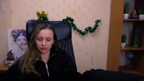 Snapshot of _nicole_new chatting on 28, 12, 2024 Nica online show from 28, 12, 2024