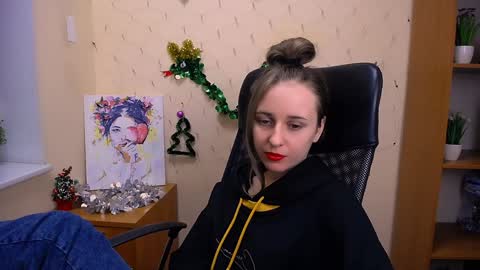 Snapshot of _nicole_new chatting on 4, 1, 2025 Nica online show from 4, 1, 2025