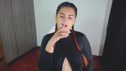 Nina  online show from 12, 12, 2024