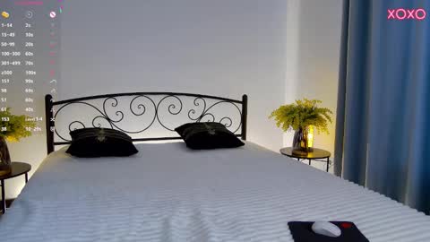 Vivian online show from 29, 10, 2025