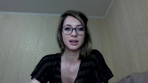  Number 1  online show from 5, 1, 2025