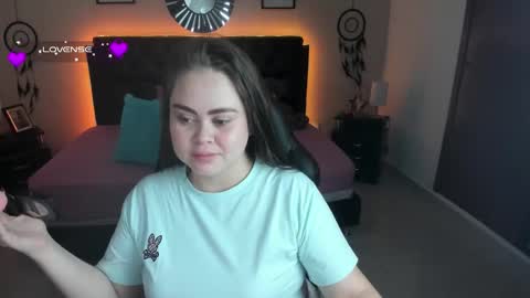 Olivia jones online show from 15, 9, 2025