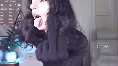 Snapshot of _owner_ chatting on 5, 3, 2025 The Supreme Goddess Rose online show from 5, 3, 2025