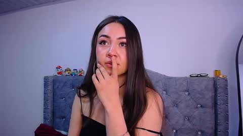 Paris online show from 20, 11, 2025