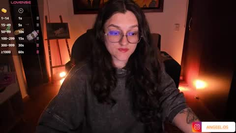 Snapshot of _peach__ chatting on 12, 2, 2025 violeta ig online show from 12, 2, 2025