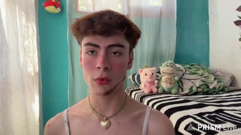 Snapshot of _peachyboy chatting on 23, 4, 2026 esteban online show from 23, 4, 2026