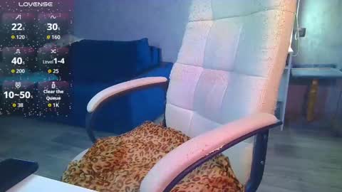 Snapshot of _pink__rabbit_ chatting on 12, 5, 2026 Ilona online show from 12, 5, 2026