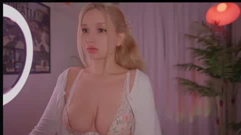 Snapshot of _protea chatting on 15, 6, 2026 Eva online show from 15, 6, 2026