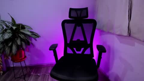 Snapshot of _purplecherry_ chatting on 12, 6, 2026 Cherr online show from 12, 6, 2026