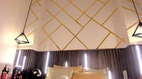 rebecca online show from 6, 11, 2025