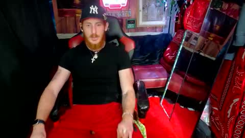Snapshot of _redxxx chatting on 9, 6, 2026 REDxxx online show from 9, 6, 2026