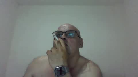 Snapshot of _reyi chatting on 13, 5, 2026 REY online show from 13, 5, 2026