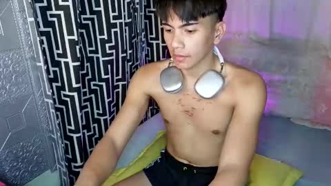 Snapshot of _rhodhard chatting on 13, 4, 2026 _rhodhard online show from 13, 4, 2026