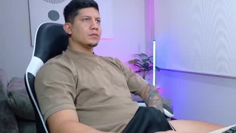 Snapshot of _robertobaggio chatting on 25, 2, 2026 Roberto online show from 25, 2, 2026