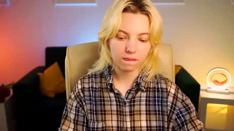 Snapshot of _rockstone_ chatting on 7, 2, 2025 Rock stone online show from 7, 2, 2025