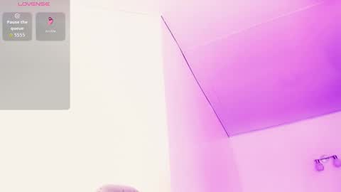 Snapshot of _rosedewitt_ chatting on 22, 11, 2025 Rose De Witt online show from 22, 11, 2025