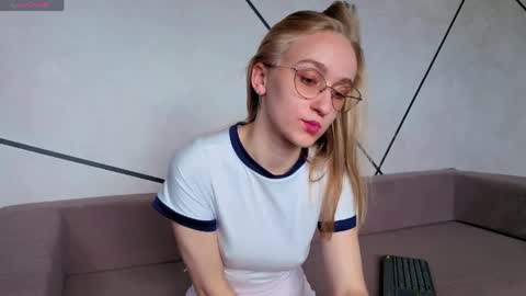 Snapshot of _ruby_kim chatting on 22, 5, 2026 Ruby online show from 22, 5, 2026