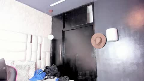 _sammy_ice online show from 6, 3, 2025